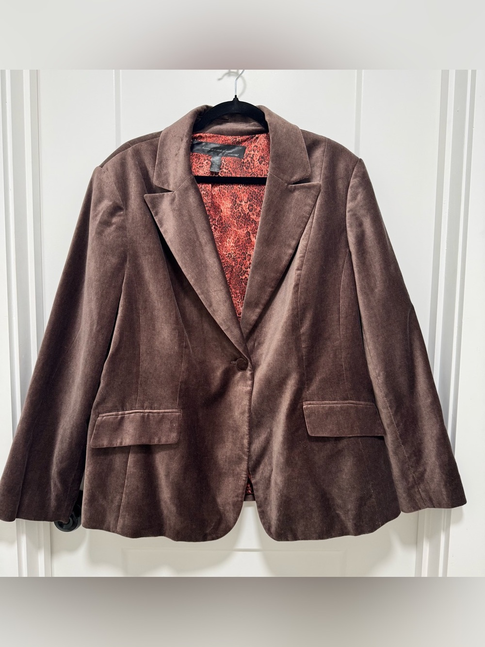 Apostrophe Brown Velvet Single-Button Blazer